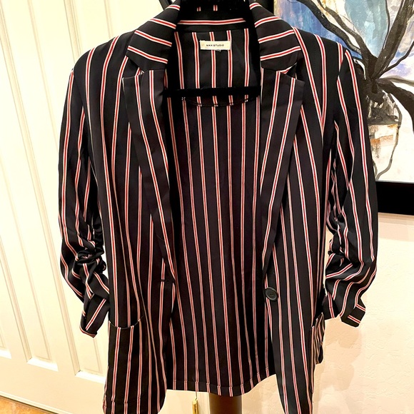 Max Studio Blazer - Picture 1 of 3